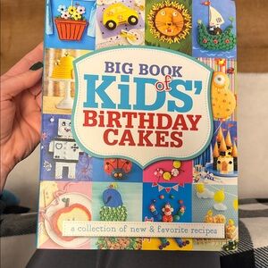 Big Book of Kids' Birthday Cakes